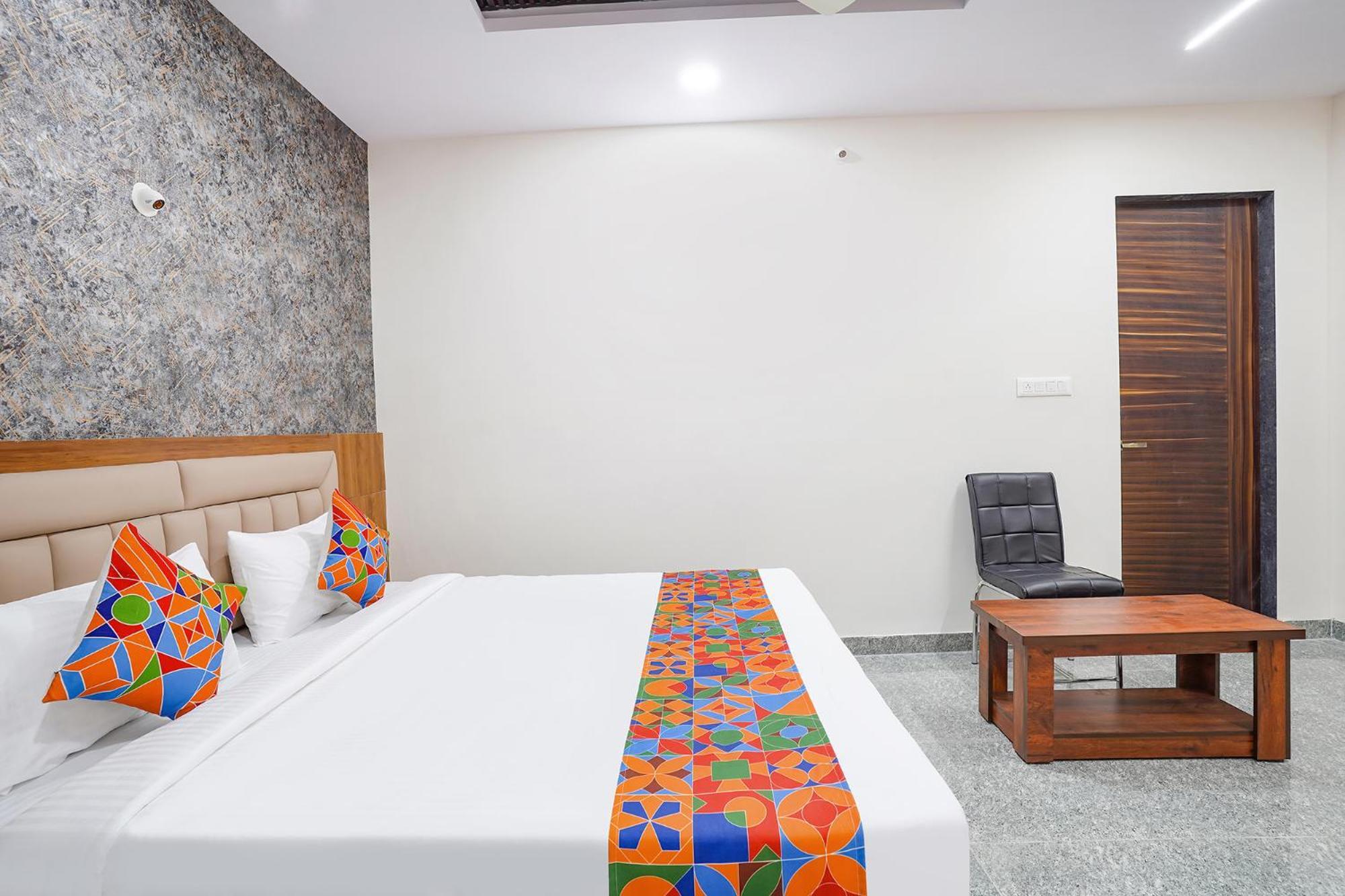Fabhotel Platinum Palace - Nr Magadi Main Road Bangalore Ngoại thất bức ảnh