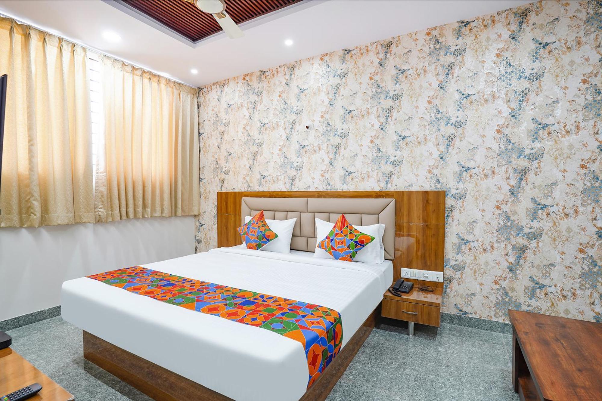 Fabhotel Platinum Palace - Nr Magadi Main Road Bangalore Ngoại thất bức ảnh