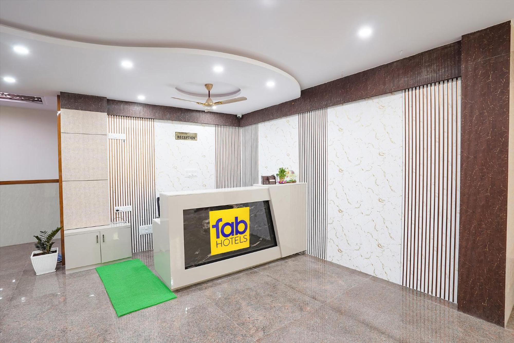 Fabhotel Platinum Palace - Nr Magadi Main Road Bangalore Ngoại thất bức ảnh
