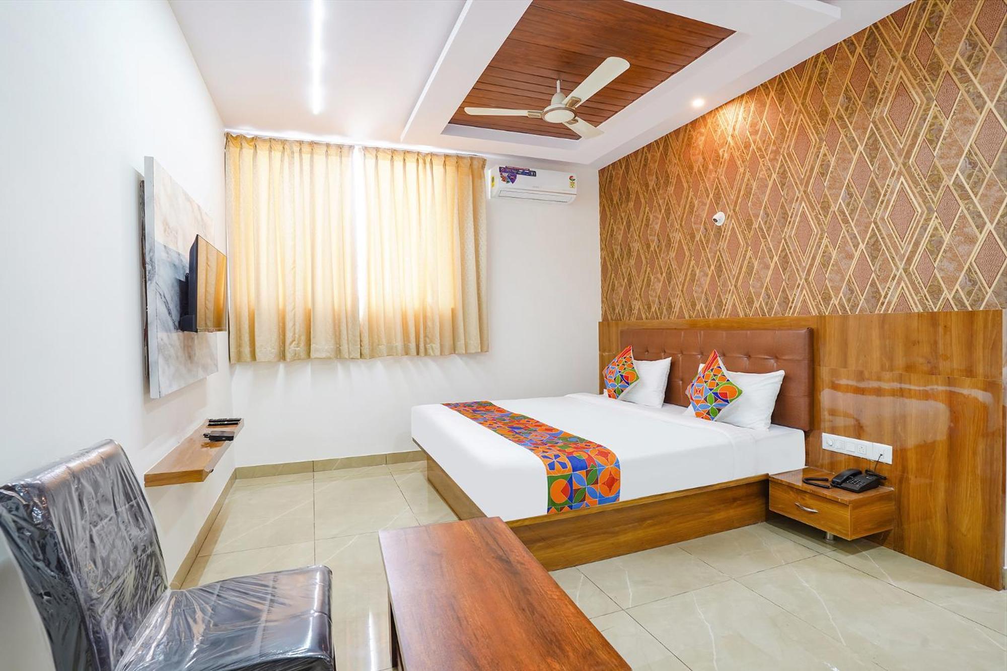Fabhotel Platinum Palace - Nr Magadi Main Road Bangalore Ngoại thất bức ảnh